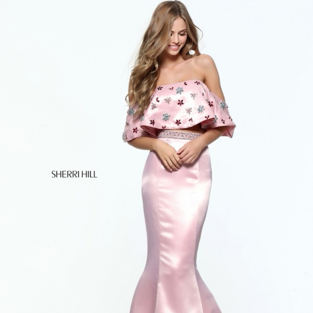 Authentic NEW Sherri Hill 51054 Blush Prom Gown